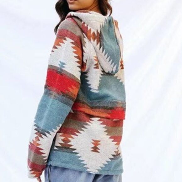 THE CHUMANI LADIES AZTEC PRINT HOODIE - Picture 6 of 6